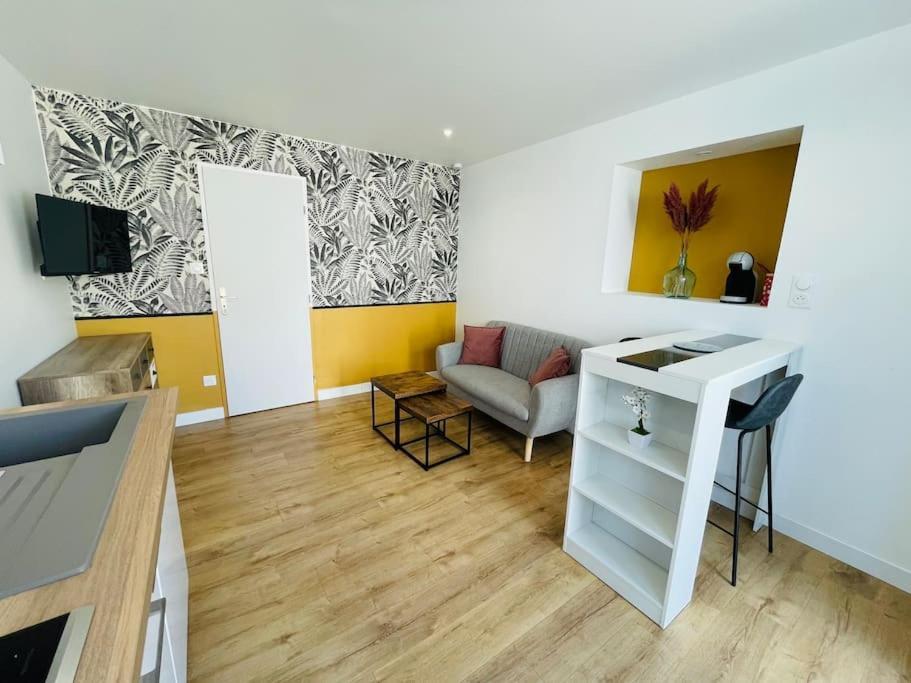 Le Belloc- Suberbe Appartement T1 Bis - Au Calme - Terrasse - Vue Jardin 아쟁 외부 사진